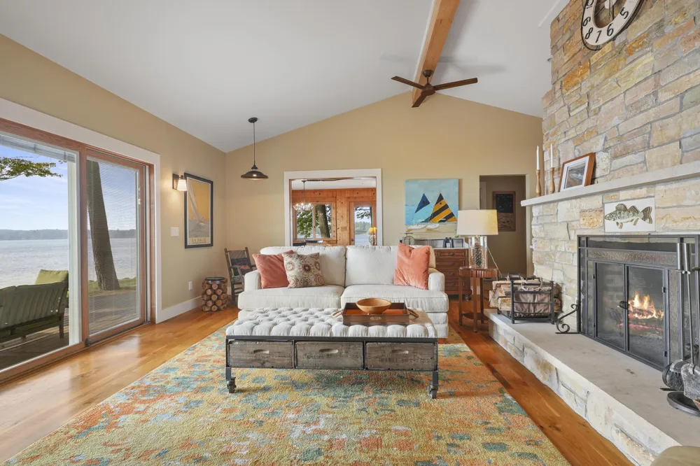 620 Lakewood Road Long Lake Township, MI 49685
