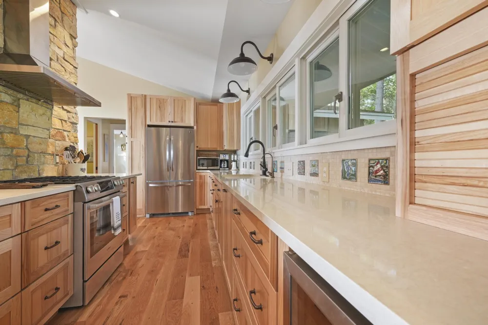 620 Lakewood Road Long Lake Township, MI 49685