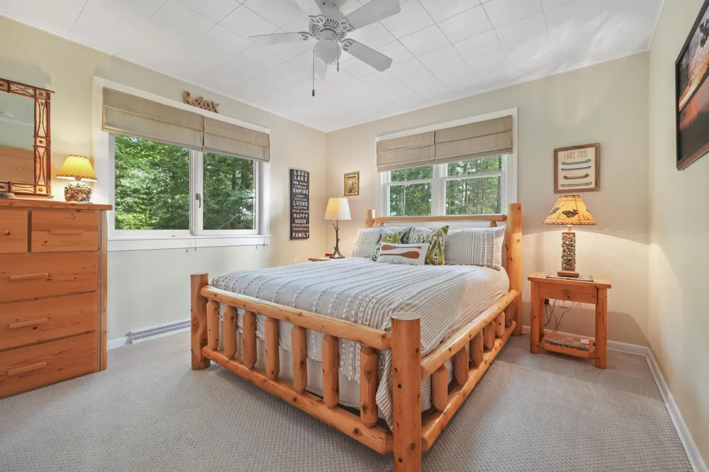 620 Lakewood Road Long Lake Township, MI 49685