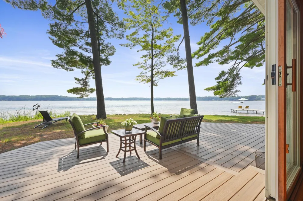 620 Lakewood Road Long Lake Township, MI 49685
