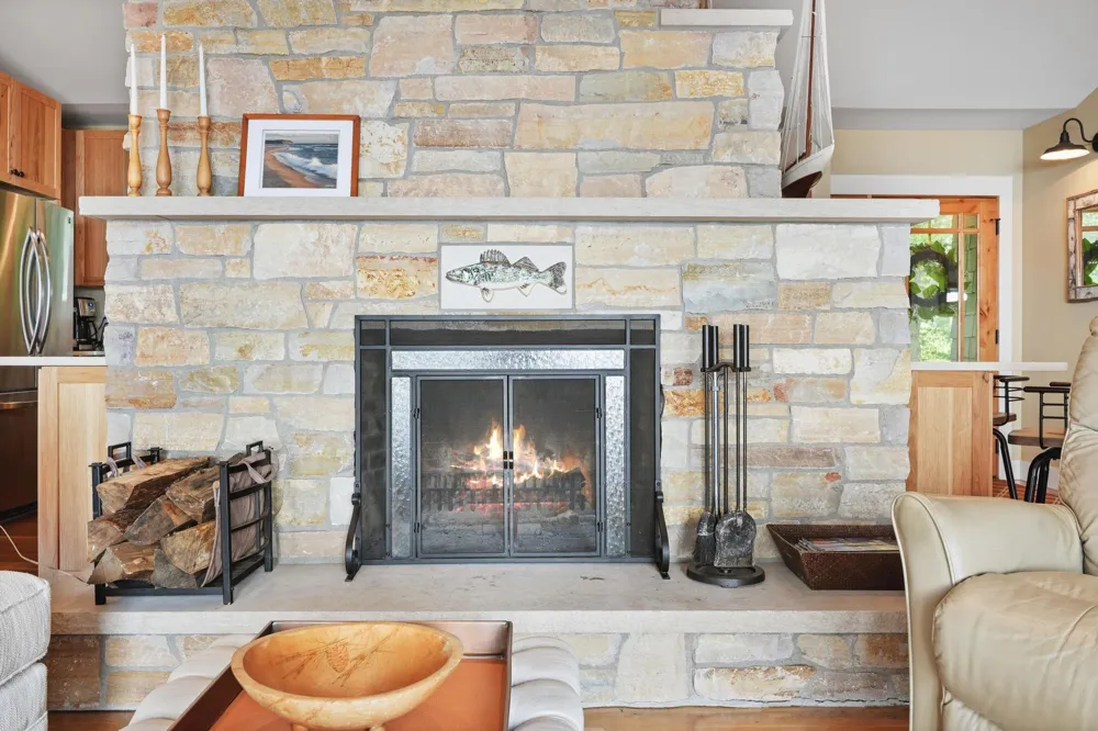 620 Lakewood Road Long Lake Township, MI 49685