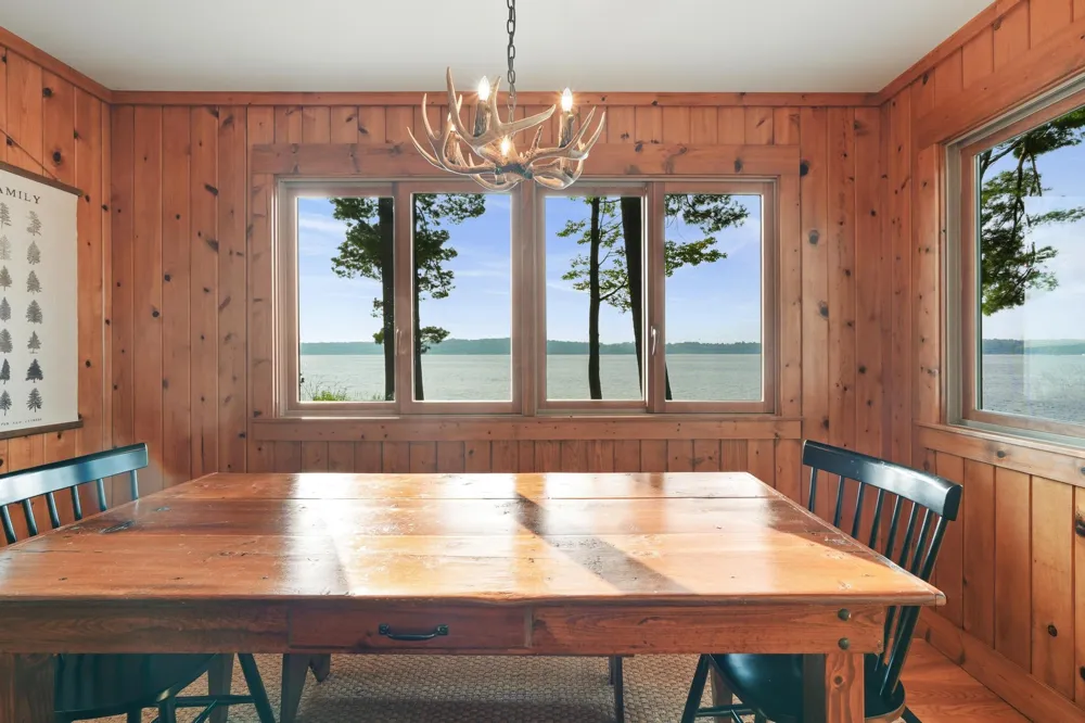 620 Lakewood Road Long Lake Township, MI 49685
