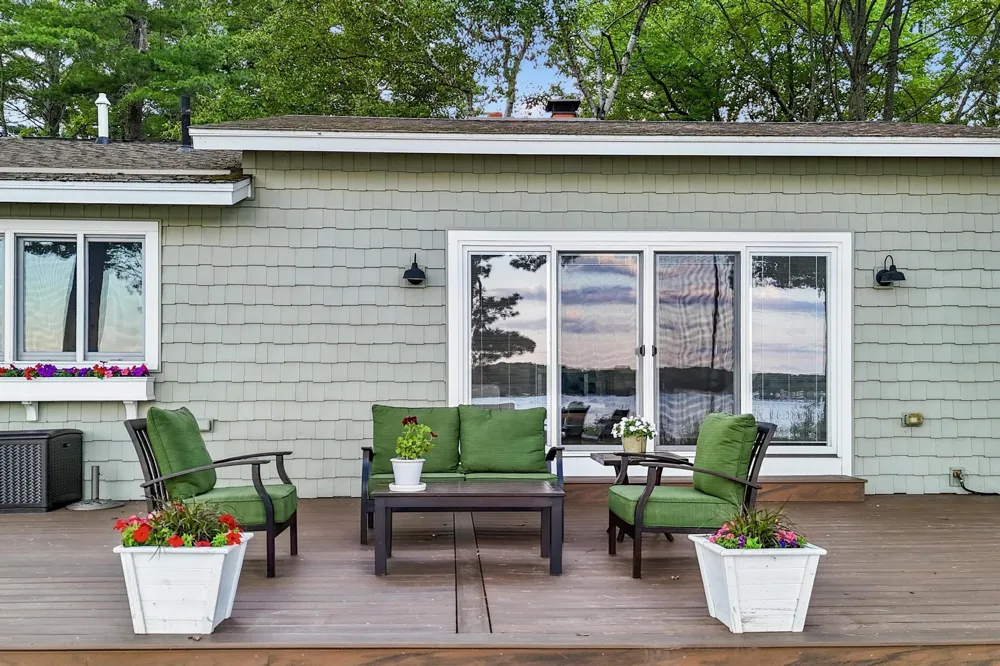 620 Lakewood Road Long Lake Township, MI 49685