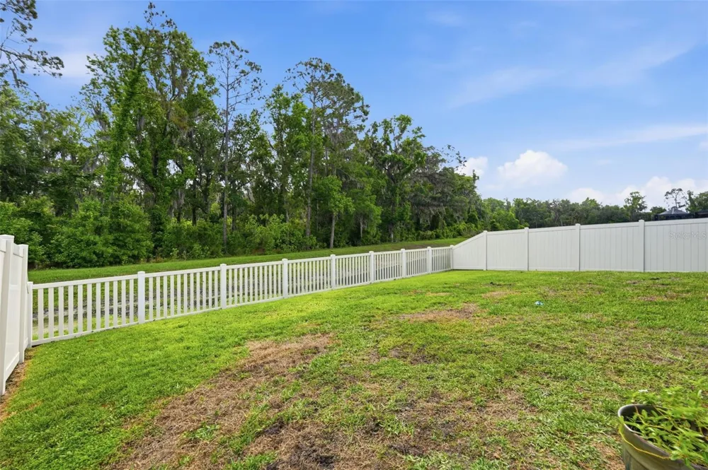1681 RED LOOP Lakeland, FL 33801