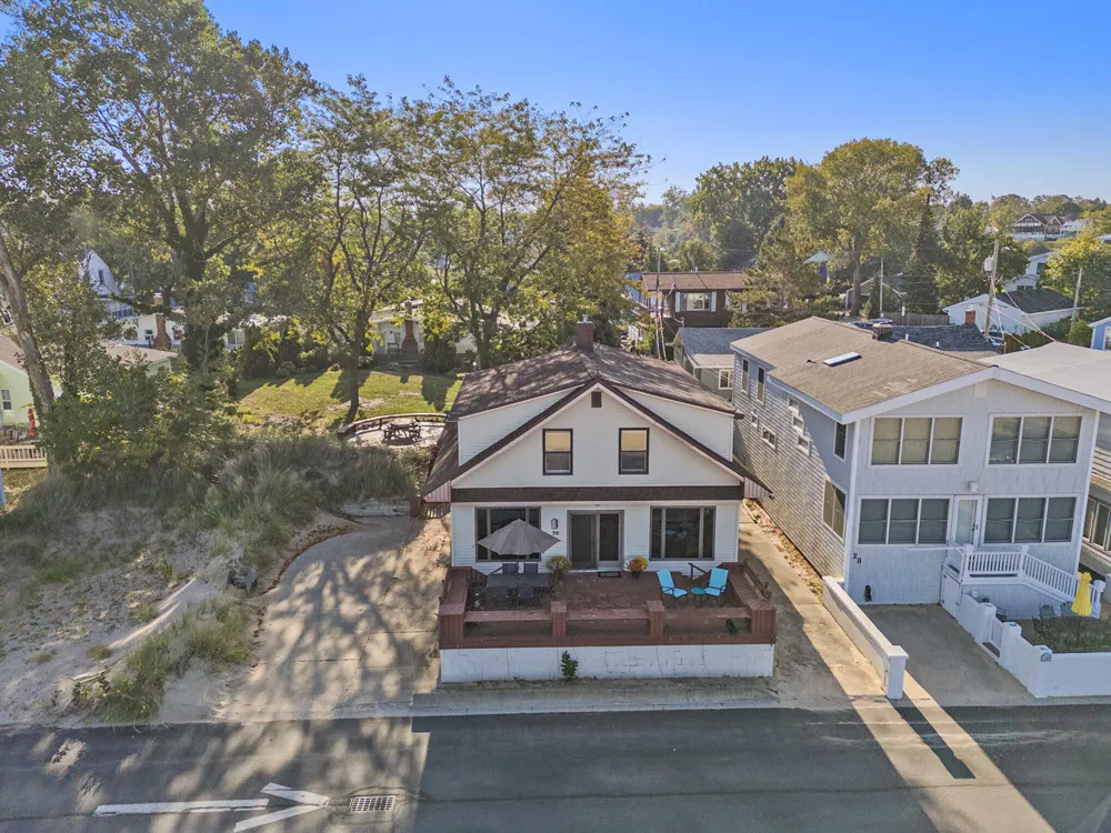30 Lakeshore Drive South Haven City, MI 49090