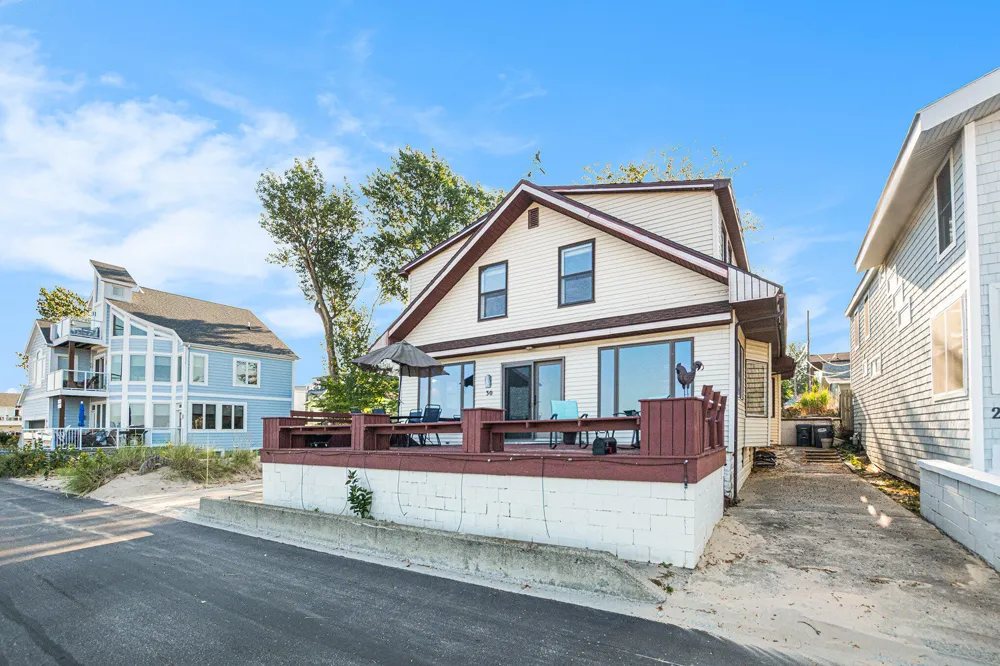 30 Lakeshore Drive South Haven City, MI 49090
