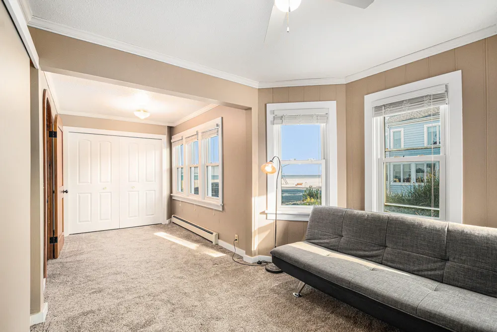 30 Lakeshore Drive South Haven City, MI 49090
