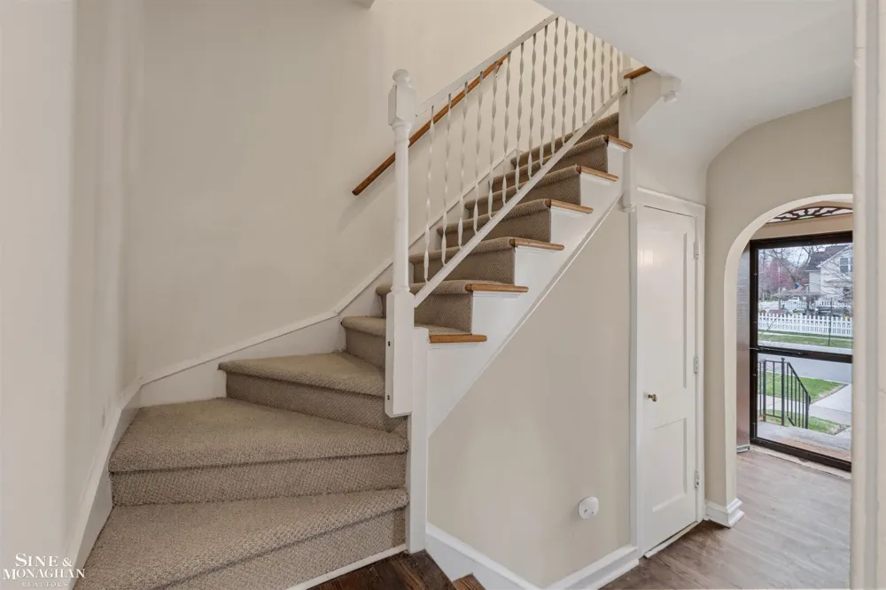 377 Rivard Boulevard Grosse Pointe City, MI 48230