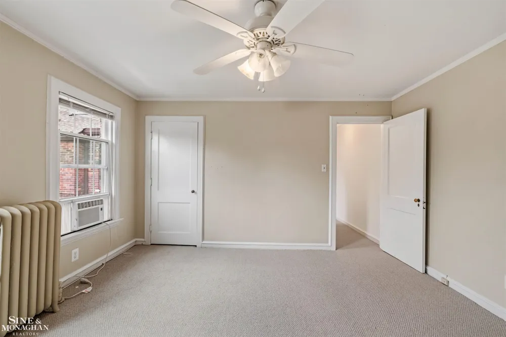 377 Rivard Boulevard Grosse Pointe City, MI 48230