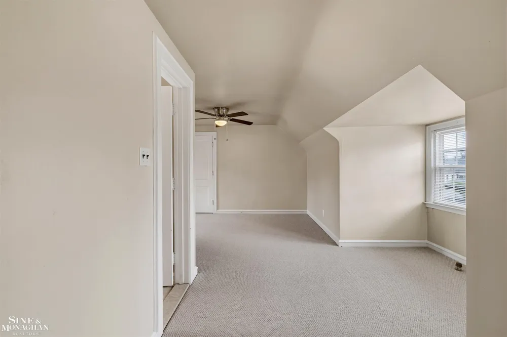 377 Rivard Boulevard Grosse Pointe City, MI 48230