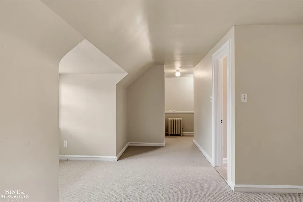 377 Rivard Boulevard Grosse Pointe City, MI 48230
