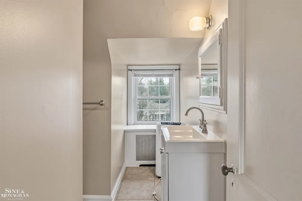 377 Rivard Boulevard Grosse Pointe City, MI 48230