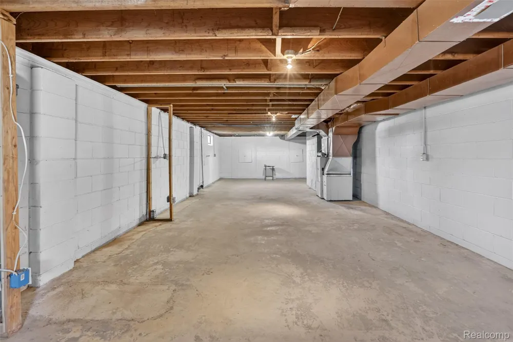 2300 S Lincoln Bay City City, MI 48708