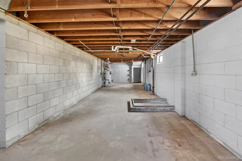 2300 S Lincoln Bay City City, MI 48708