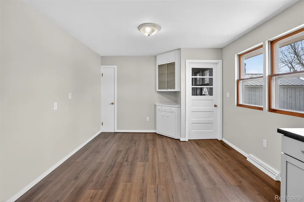 2300 S Lincoln Bay City City, MI 48708