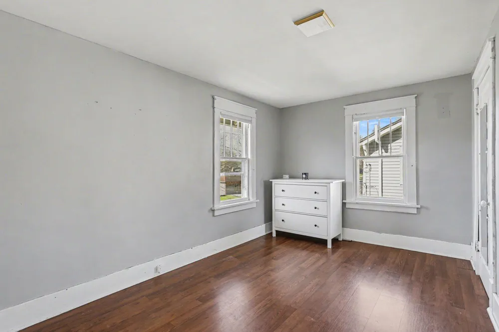 606 Birch Street Marshall City, MI 49068