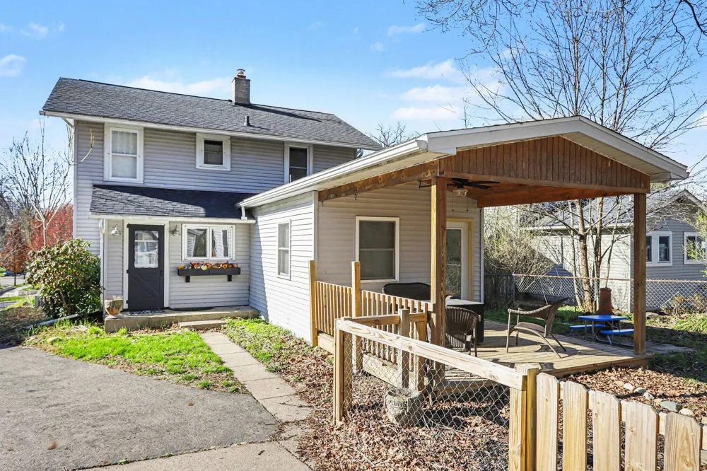 606 Birch Street Marshall City, MI 49068