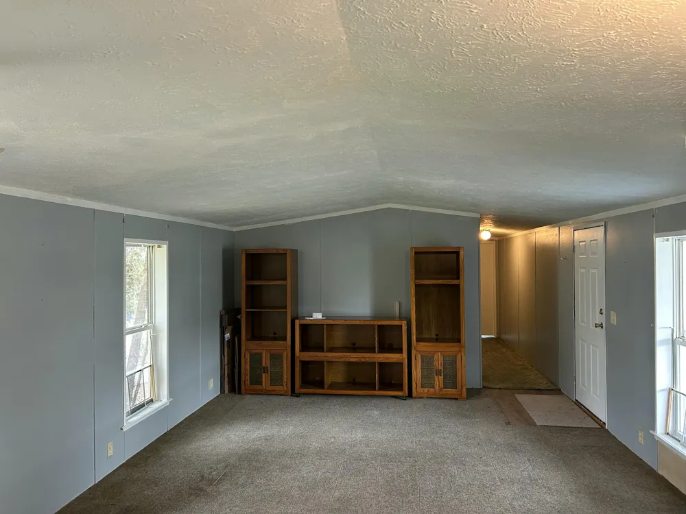 4483 Ilium Lane Walker City, MI 49534
