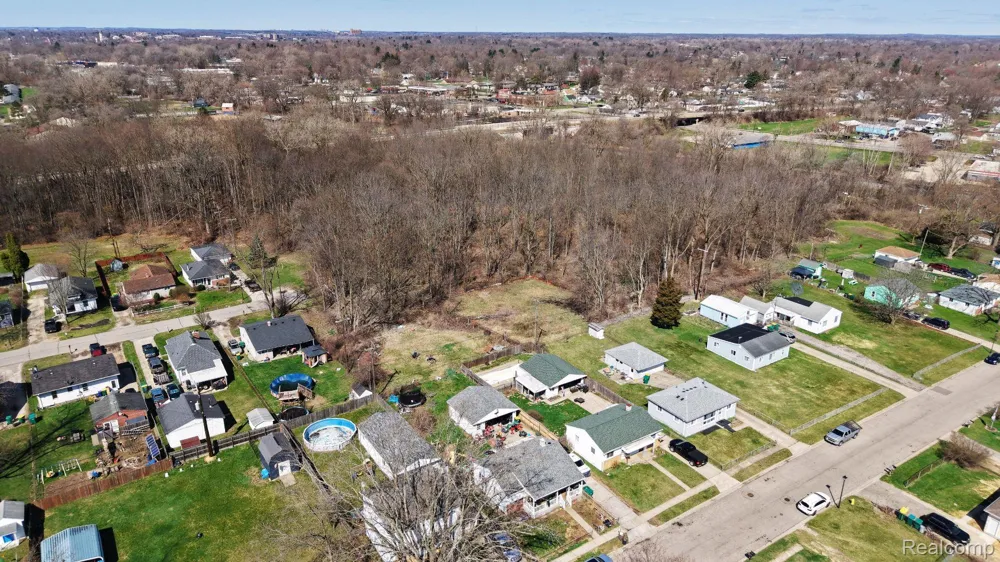 199 S Ford Boulevard York Charter Township, MI 48198