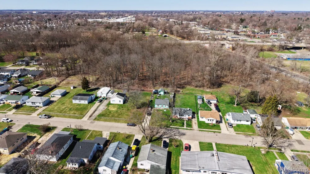 199 S Ford Boulevard York Charter Township, MI 48198