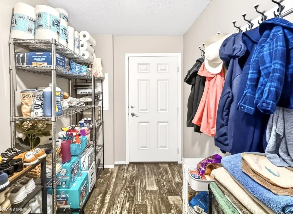 33200 Sumac Court Lenox Township, MI 48048