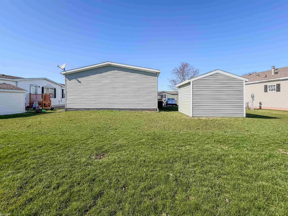 33200 Sumac Court Lenox Township, MI 48048