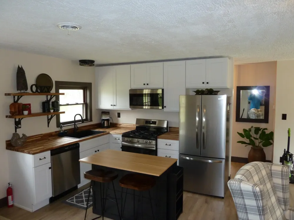 27 E 9 Mile Road Newkirk Township, MI 49644