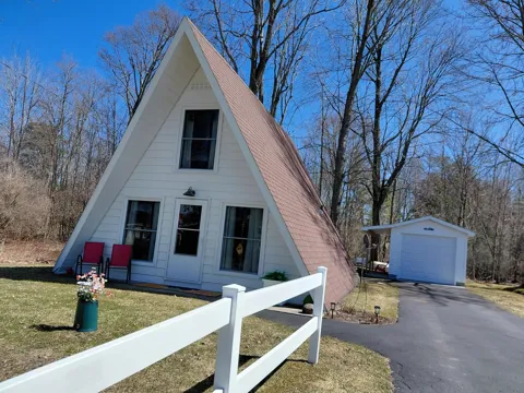 1180 Cranberry Pike