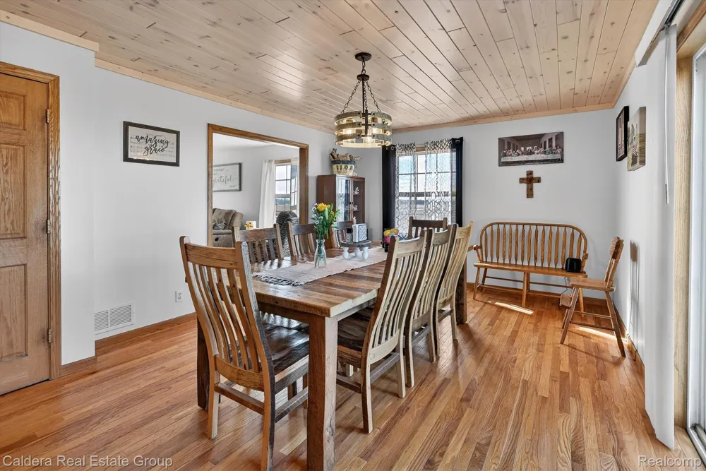 1137 Crawford Road Turner Township, MI 48765