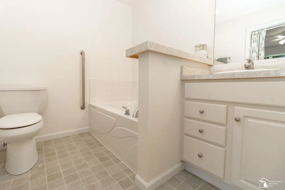 2197 Princeton Lane Bedford Township, MI 48182