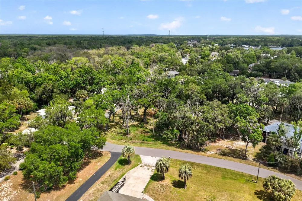 580 NW 14TH PLACE Crystal River, FL 34428