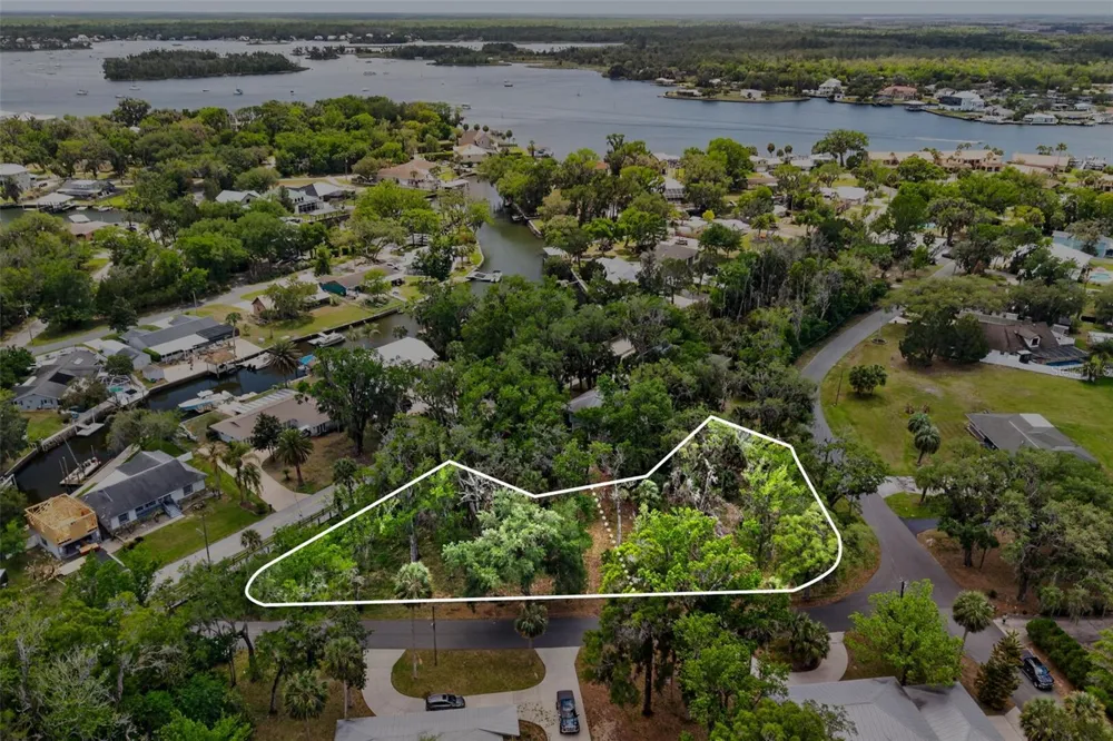 580 NW 14TH PLACE Crystal River, FL 34428