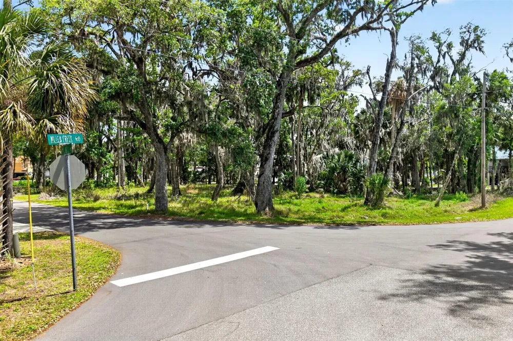 580 NW 14TH PLACE Crystal River, FL 34428