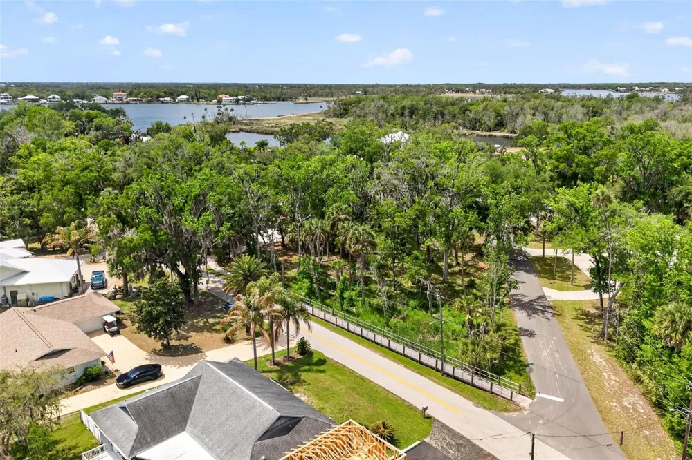 580 NW 14TH PLACE Crystal River, FL 34428