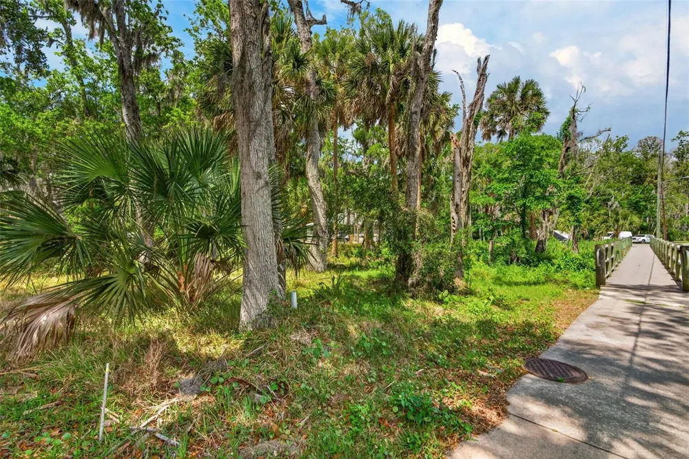 580 NW 14TH PLACE Crystal River, FL 34428