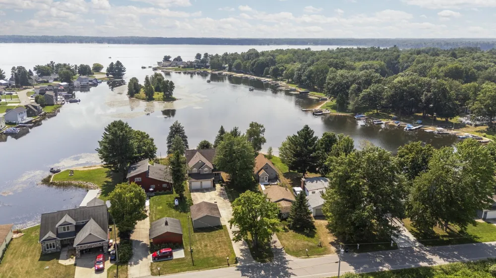 7039 W White Birch Avenue Lake Township, MI 49651