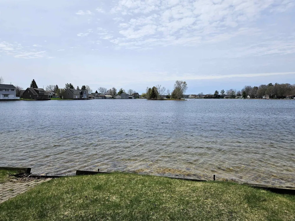 7039 W White Birch Avenue Lake Township, MI 49651