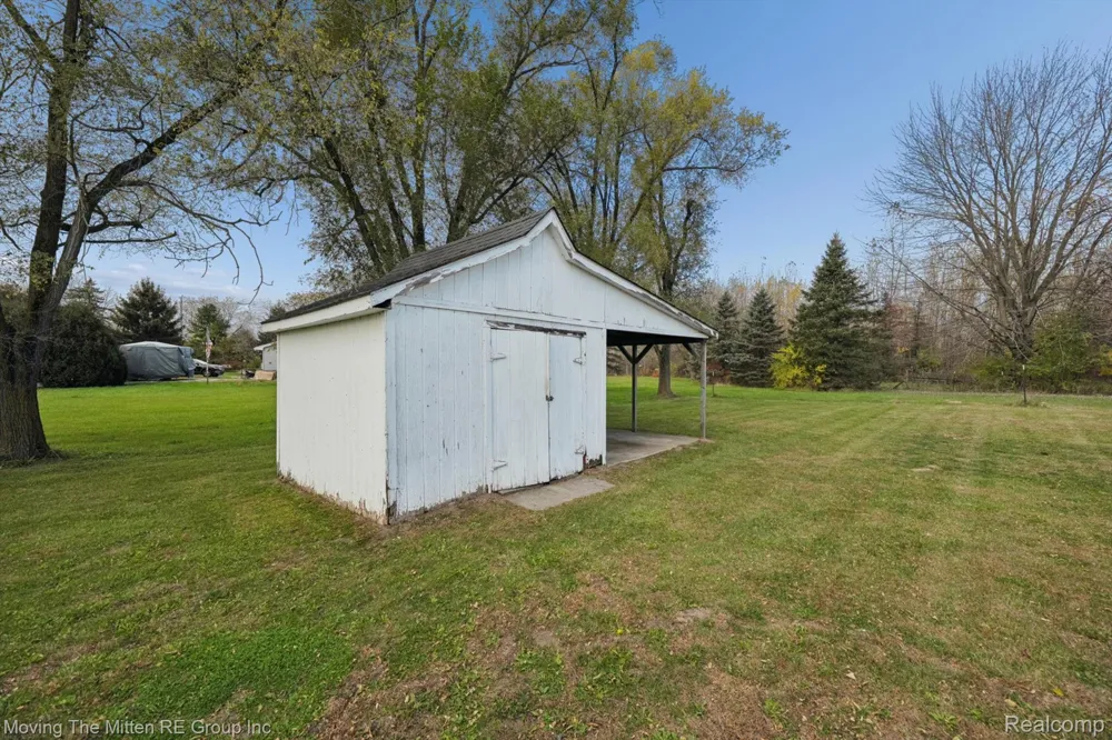 12000 Plank Road Milan Township, MI 48160