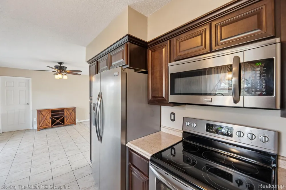 12000 Plank Road Milan Township, MI 48160