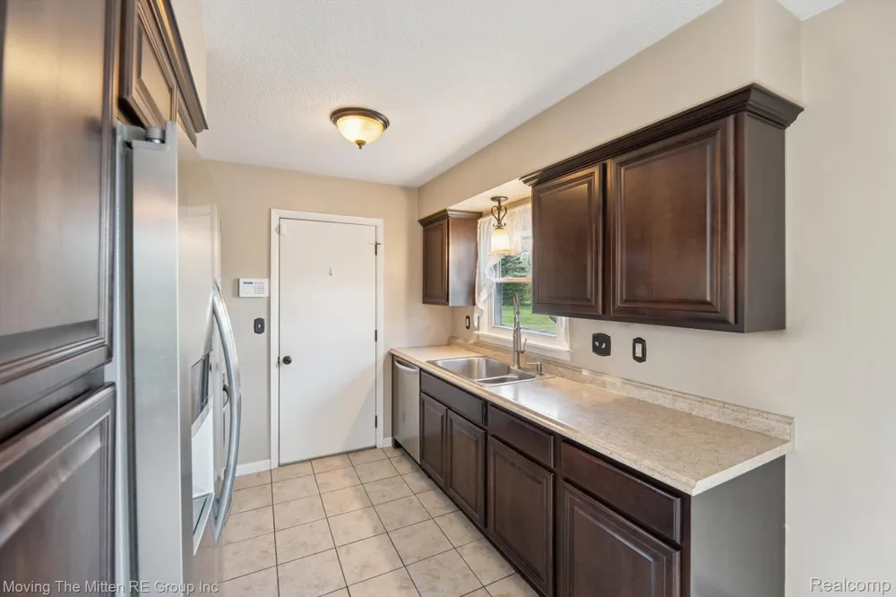 12000 Plank Road Milan Township, MI 48160