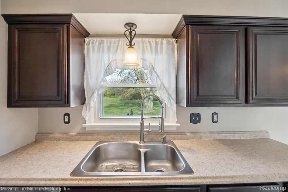 12000 Plank Road Milan Township, MI 48160
