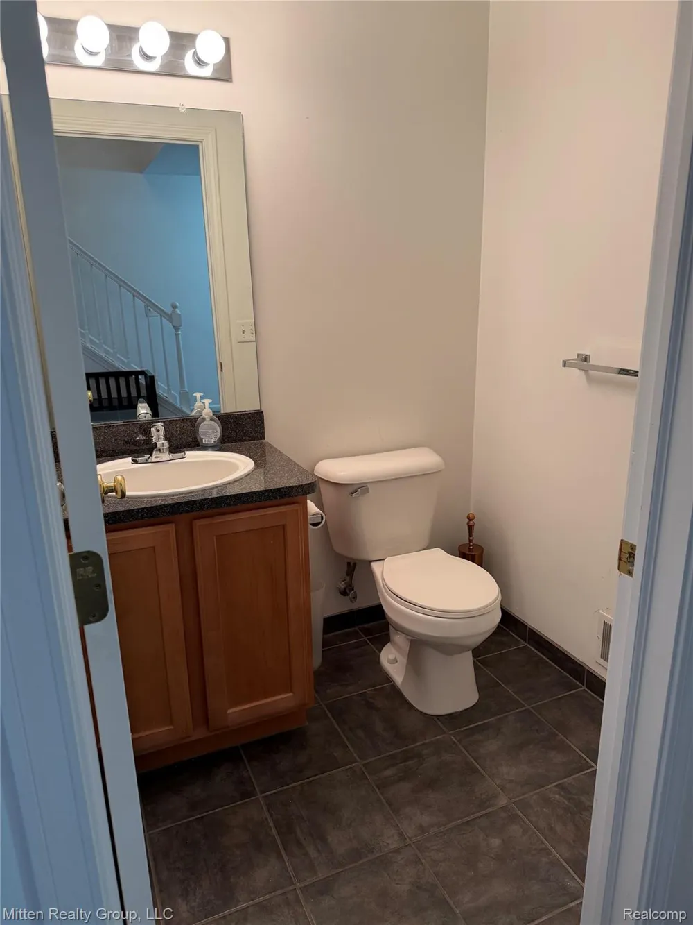 8025 Springdale Drive White Lake Charter Township, MI 48386
