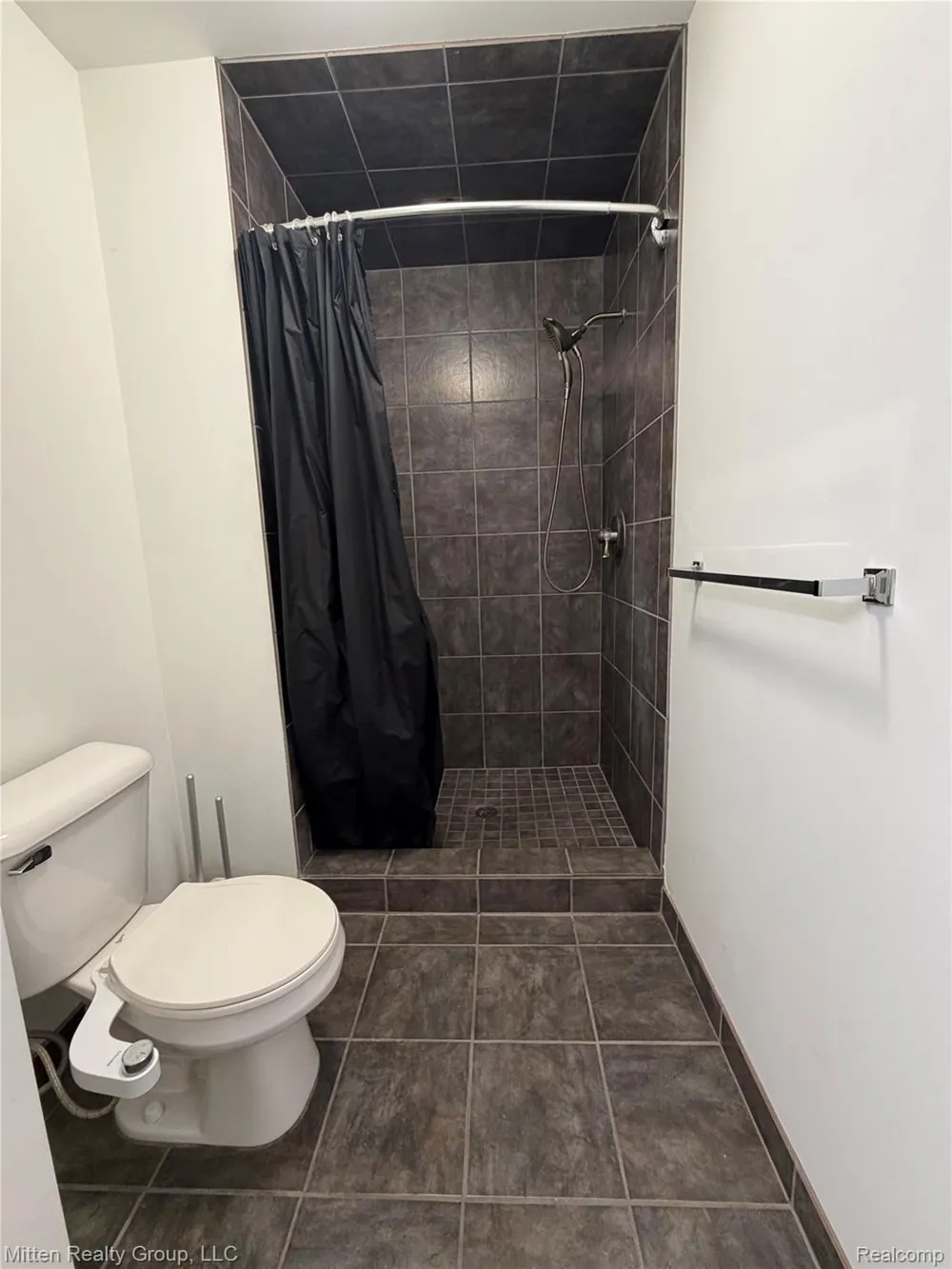 8025 Springdale Drive White Lake Charter Township, MI 48386