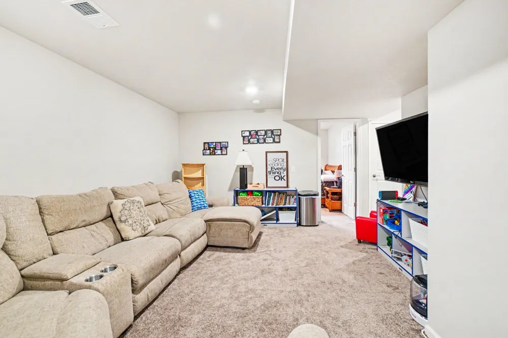 1541 Batson Place Mt Pleasant City, MI 48858