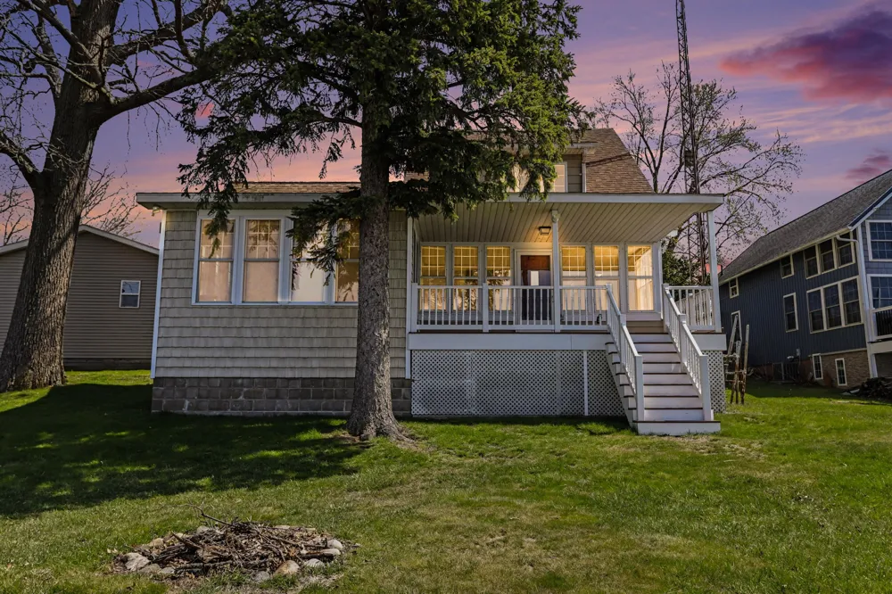 816 S Werners Landing Drive Matteson Township, MI 49028