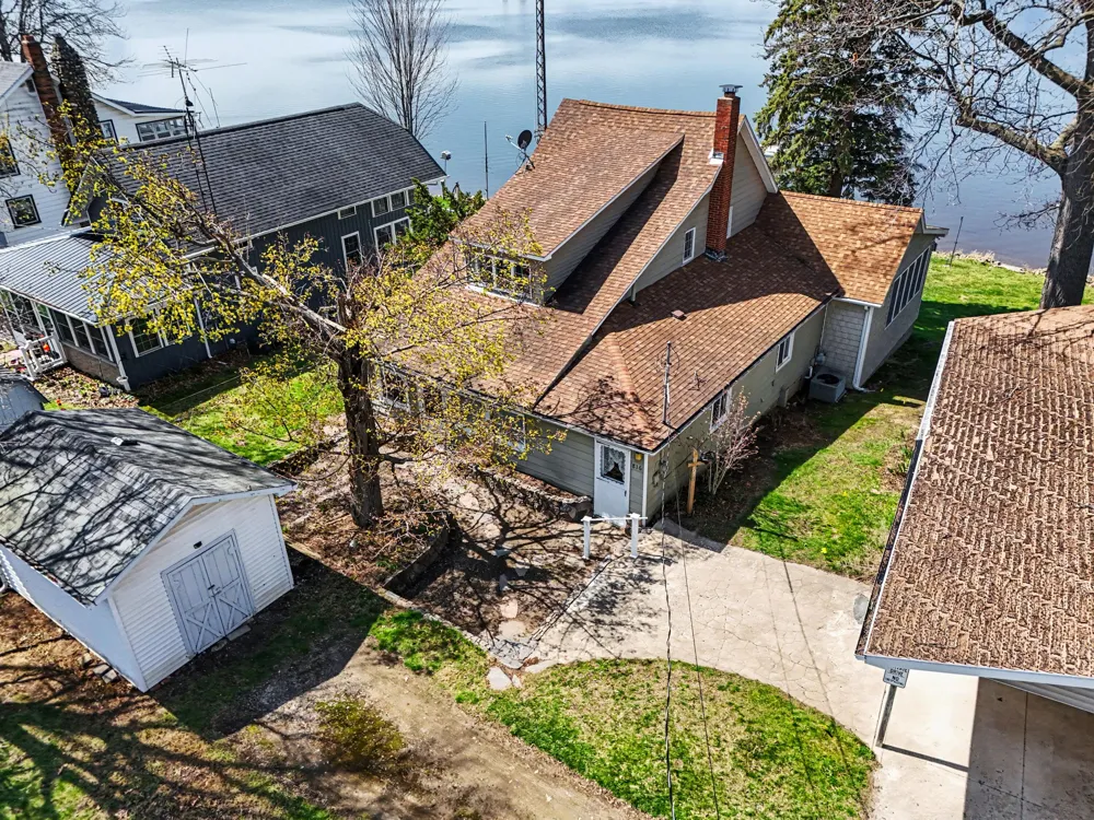 816 S Werners Landing Drive Matteson Township, MI 49028