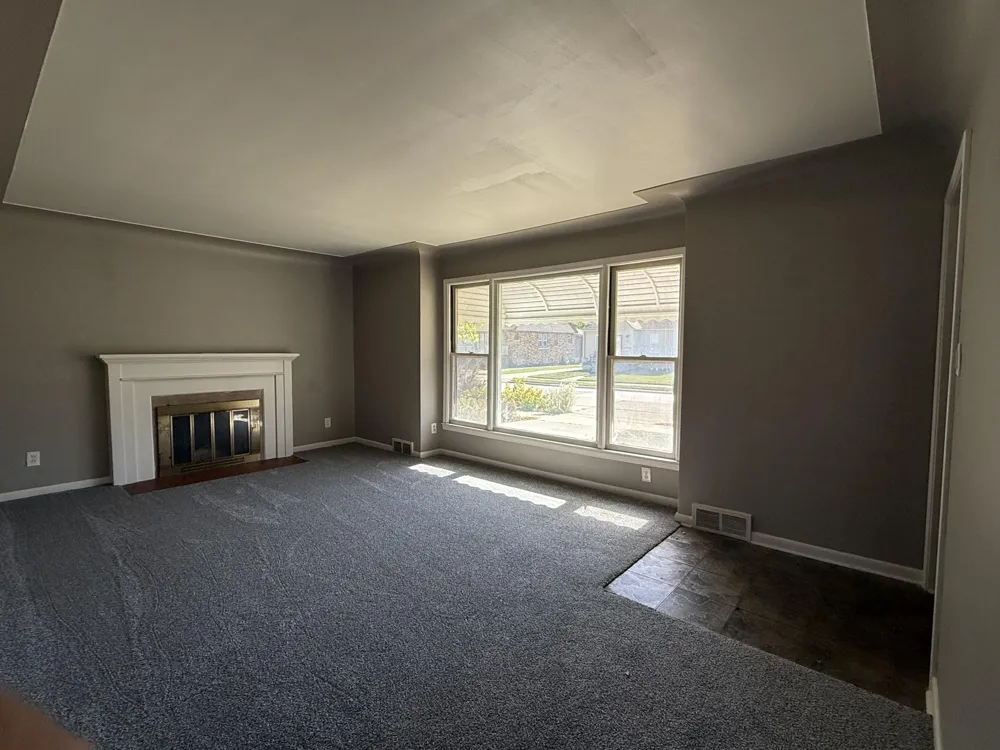 15305 Evergreen Avenue Eastpointe City, MI 48021