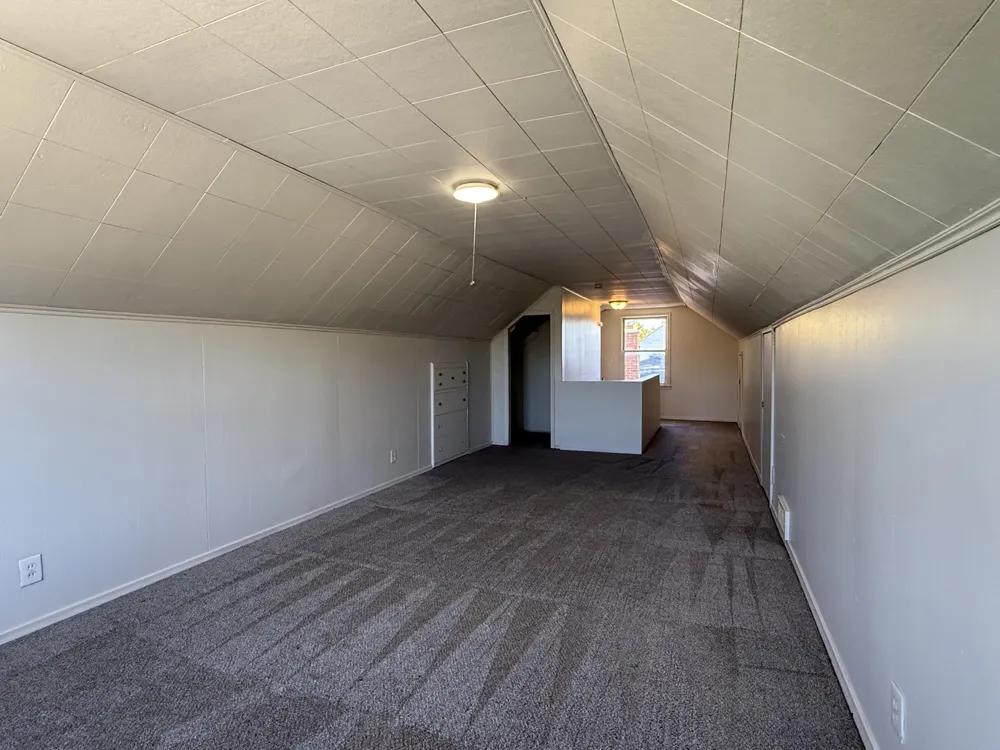 15305 Evergreen Avenue Eastpointe City, MI 48021