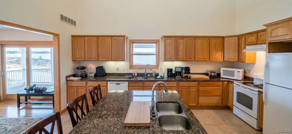 8916 Miller Road Akron Township, MI 48767