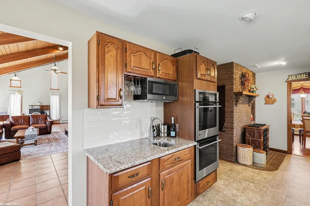61313 Miriam Drive Washington Township, MI 48094